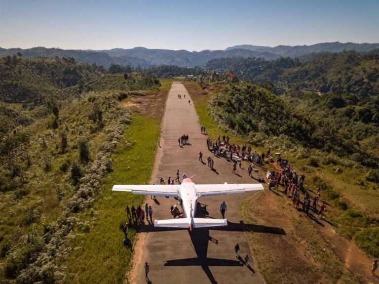 Pilotos misioneros llevan el Evangelio a pueblos más alejados del mundo